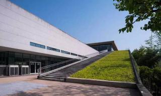 浙江服装厂接连关闭